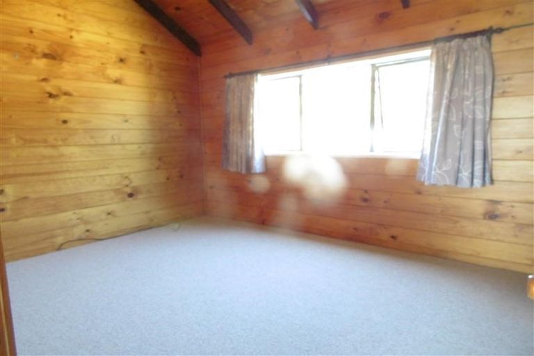 Photo of property in 56 Kennedy Avenue, Forrest Hill, Auckland, 0620