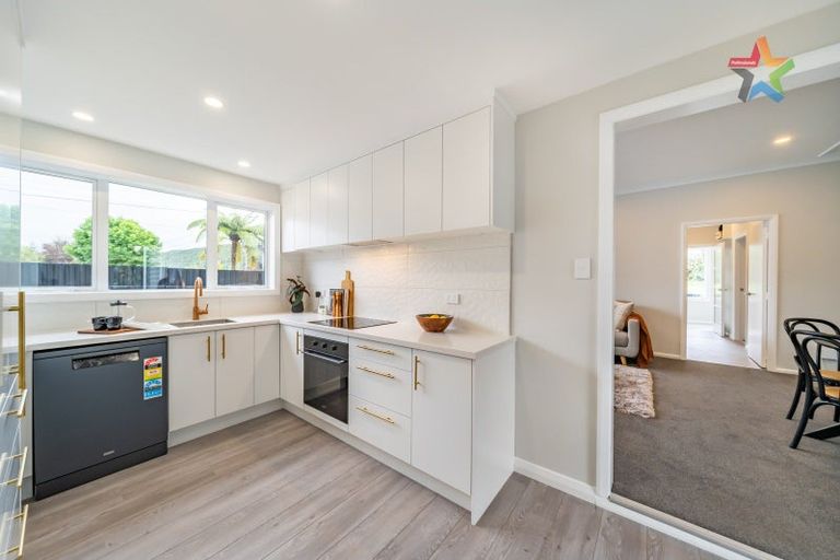 Photo of property in 8 Golf Road, Manor Park, Lower Hutt, 5019