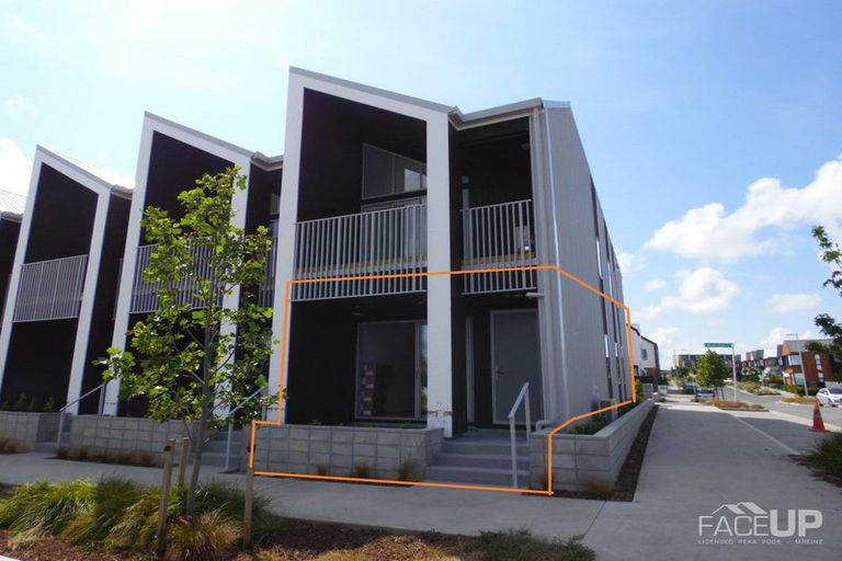 Photo of property in 1/2 Warrant Officer Lane, Hobsonville, Auckland, 0616