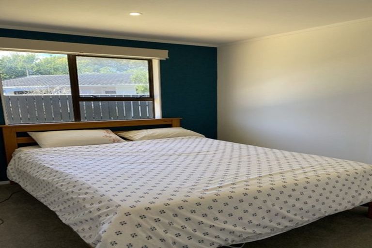 Photo of property in 12a Sharda Grove, Paraparaumu Beach, Paraparaumu, 5032