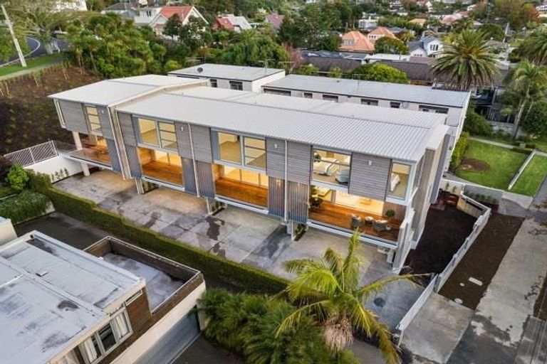 Photo of property in 24a Patteson Avenue, Mission Bay, Auckland, 1071