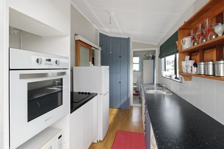 Photo of property in 84 Park Avenue, Waitarere Beach, Levin, 5510