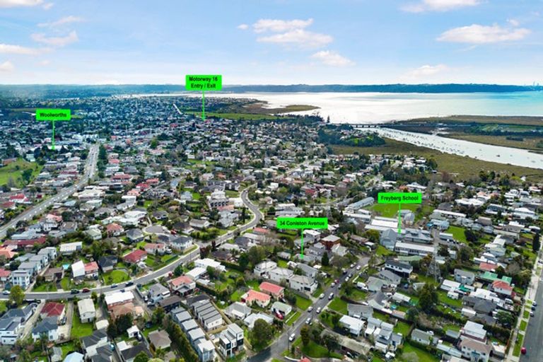 Photo of property in 34 Coniston Avenue, Te Atatu South, Auckland, 0610