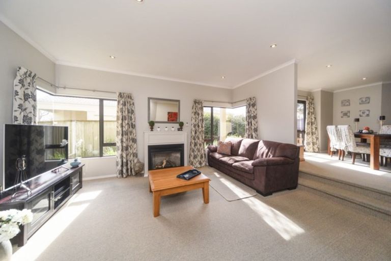 Photo of property in 6 Astrid Court, Awapuni, Palmerston North, 4412