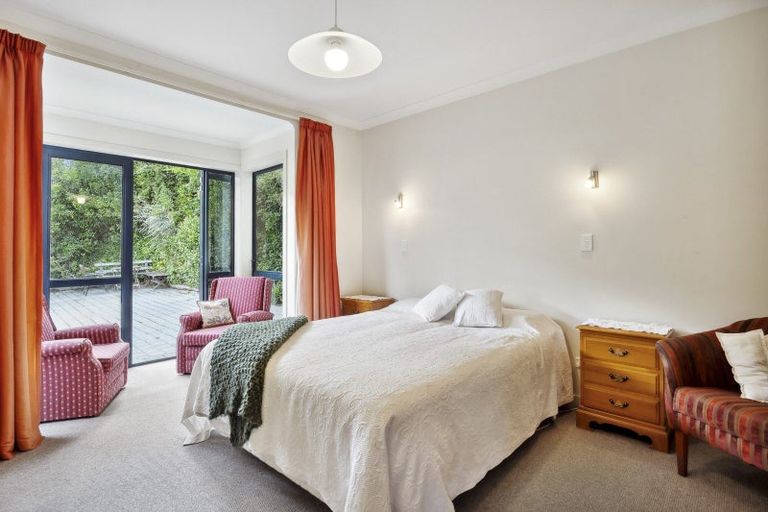 Photo of property in 6 Doon Street, Vauxhall, Dunedin, 9013