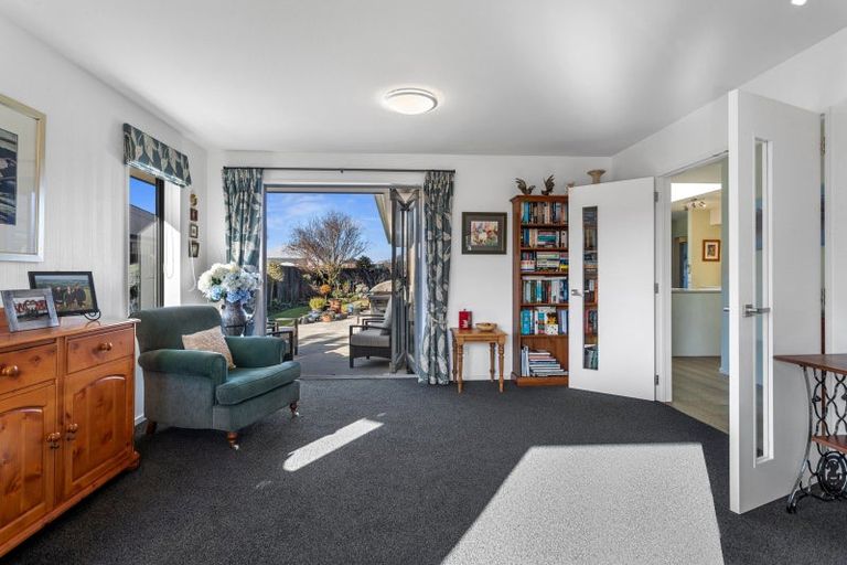 Photo of property in 20 Churchill Drive, Rangiora, 7400
