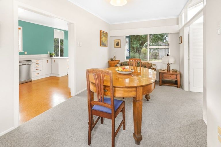 Photo of property in 24 Bernard Street, Chedworth, Hamilton, 3210