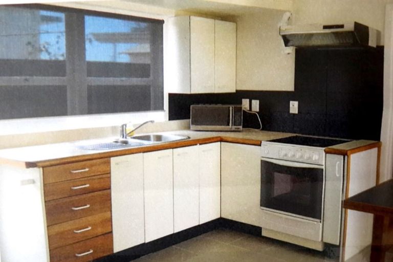 Photo of property in 94 Wallace Road, Papatoetoe, Auckland, 2025