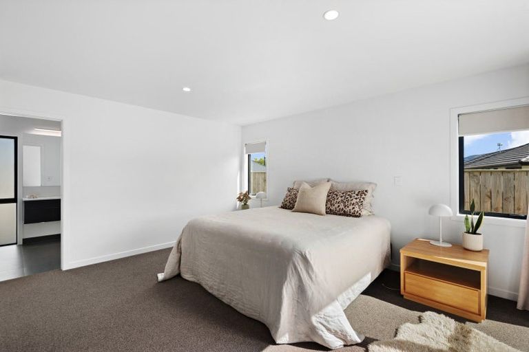 Photo of property in 13 Rodeo Place, Outram, 9019