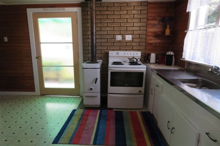 Photo of property in 518 Thames Coast Sh25 Road, Te Puru, Thames, 3575