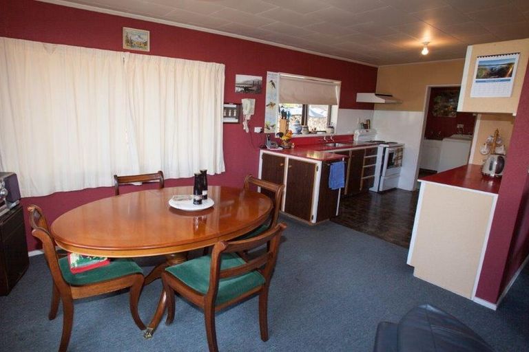 Photo of property in 4 Hamilton Drive, Lake Tekapo, 7999