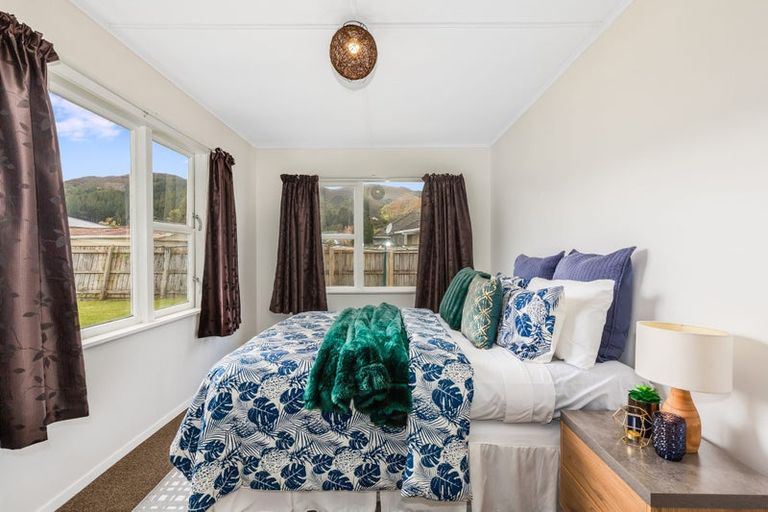 Photo of property in 42 Donnelley Drive, Wainuiomata, Lower Hutt, 5014