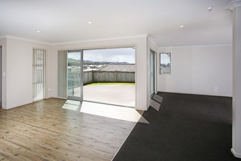 Photo of property in 6d Pyne Crescent, Pokeno, 2402