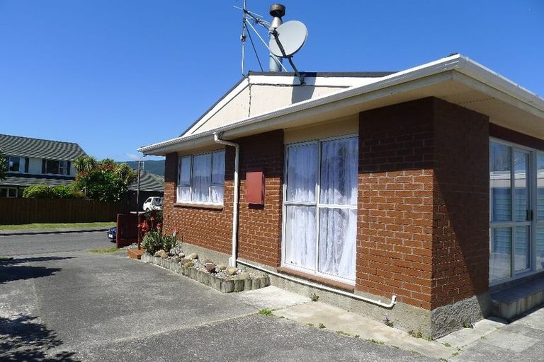 Photo of property in 1/17 Anaru Street, Raumati Beach, Paraparaumu, 5032