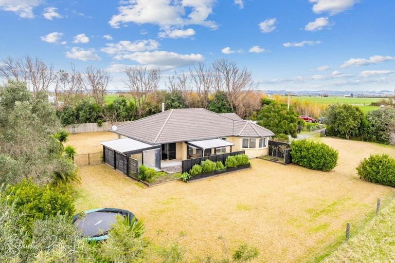 Photo of property in 16 Wallace Road, Ruawai, 0591