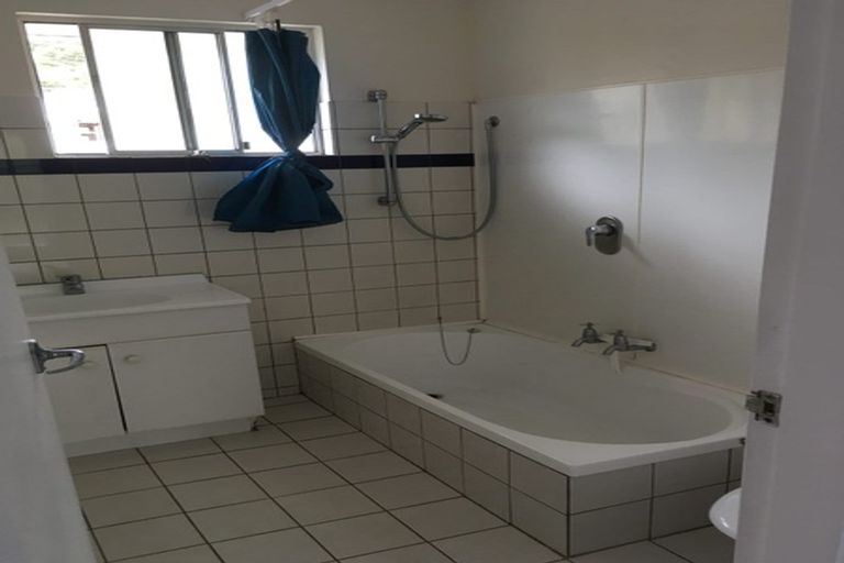 Photo of property in 20b Blue Mountains Road, Silverstream, Upper Hutt, 5019