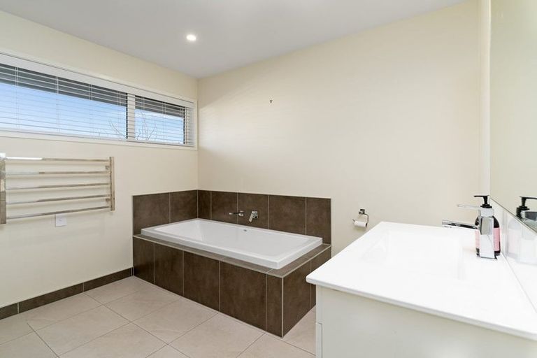 Photo of property in 11 Maple Grove, Solway, Masterton, 5810