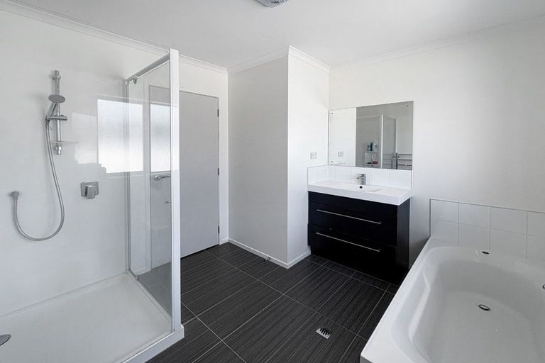 Photo of property in 8 Buckingham Place, Springvale, Whanganui, 4501