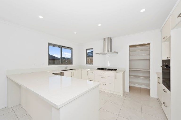 Photo of property in 39 Batten Drive, Flagstaff, Hamilton, 3210