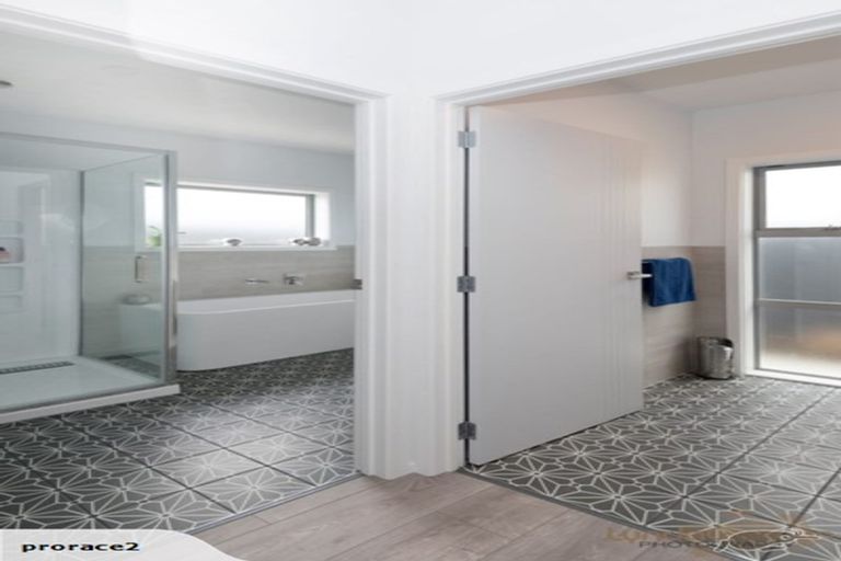 Photo of property in 73a Meeanee Road, Taradale, Napier, 4112