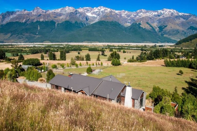 Photo of property in 41 Precipice Lane, Glenorchy, 9372