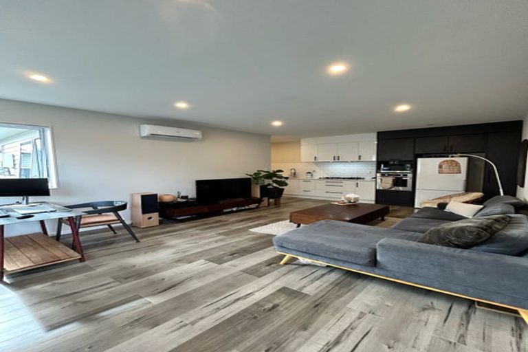 Photo of property in 11 Raymond Grace Avenue, Huapai, Kumeu, 0810