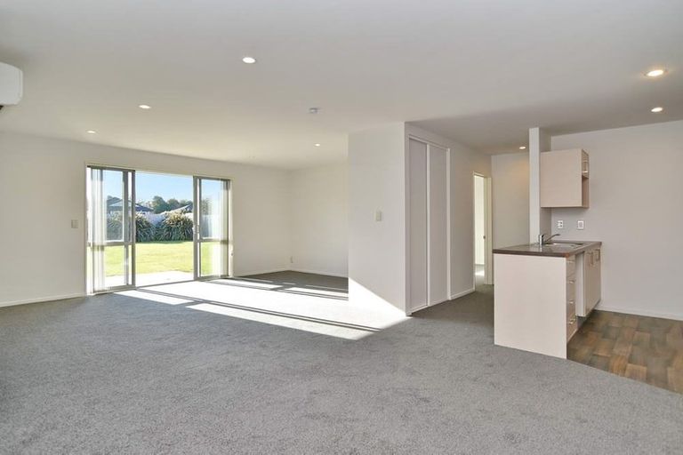Photo of property in 20 Maple Place, Rangiora, 7400
