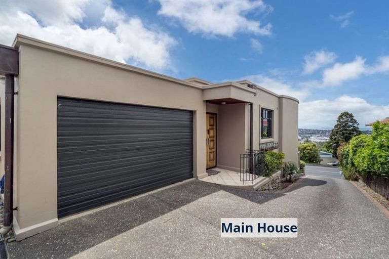 Photo of property in 19 Chivalry Road, Glenfield, Auckland, 0629