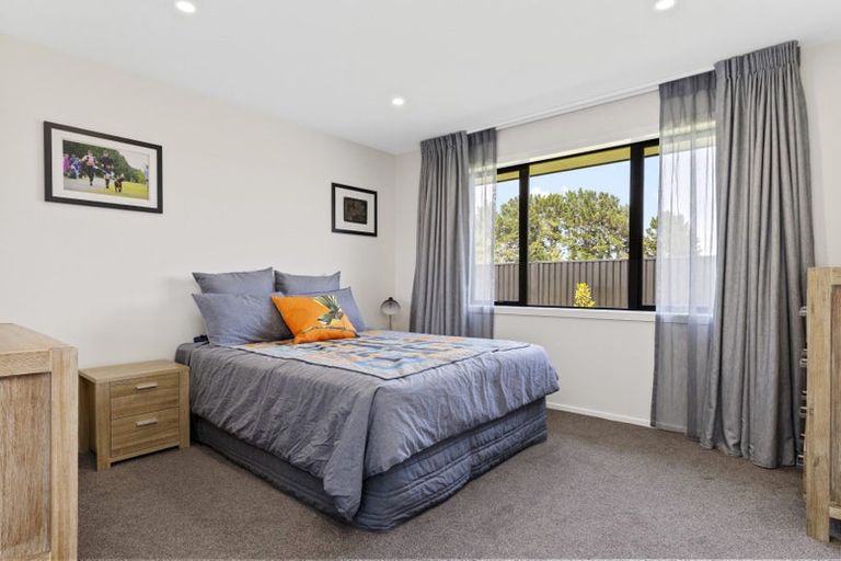 Photo of property in 130 Harakeke Drive, Wharewaka, Taupo, 3330