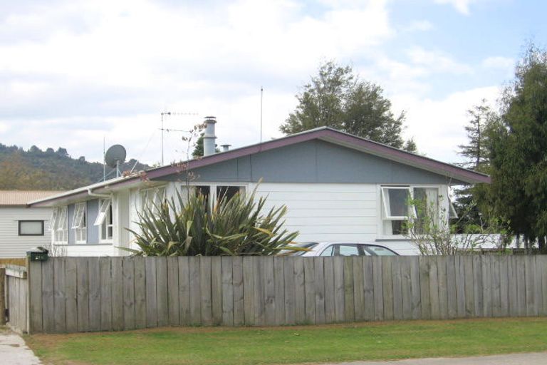 Photo of property in 21 Homedale Street, Pukehangi, Rotorua, 3015