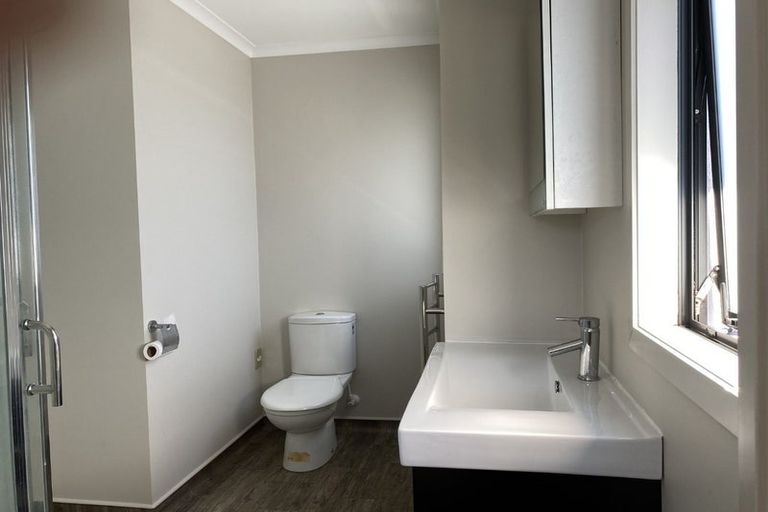 Photo of property in 66 Ohariu Road, Johnsonville, Wellington, 6037