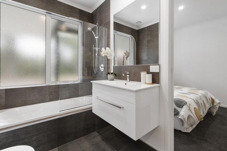 Photo of property in 2/121 Rea Road, Tahawai, 3178