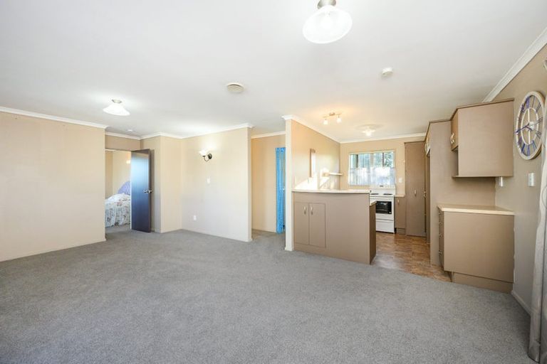Photo of property in 44 Kaimanawa Street, Kelvin Grove, Palmerston North, 4414