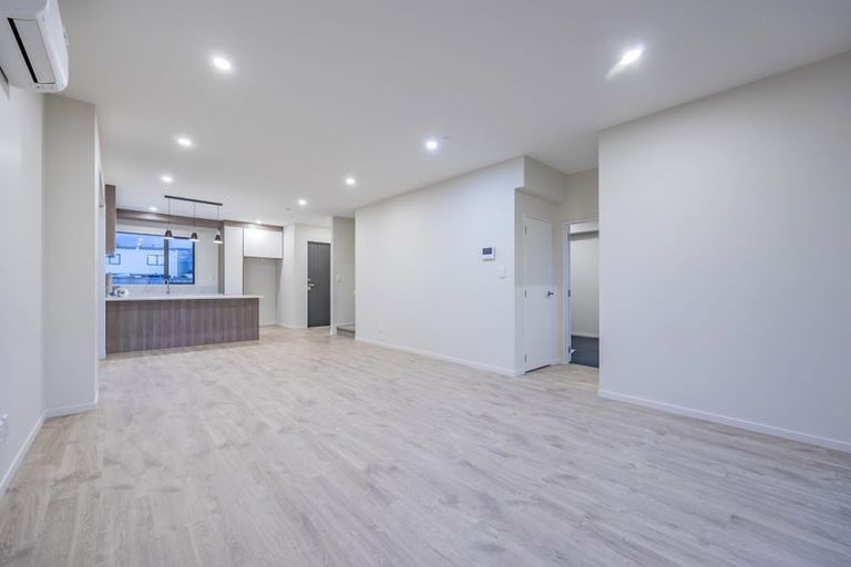 Photo of property in 18c Winfield Road, Kumeu, 0810