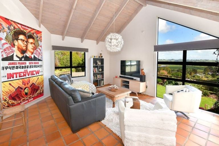 Photo of property in 75 Pipitiwai Drive, Helensville, Kaukapakapa, 0871