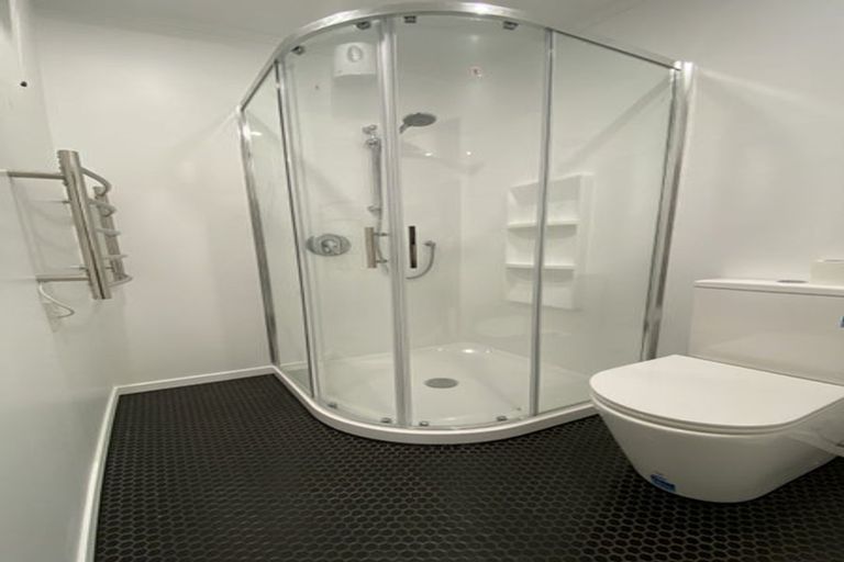 Photo of property in 387 Karori Road, Karori, Wellington, 6012