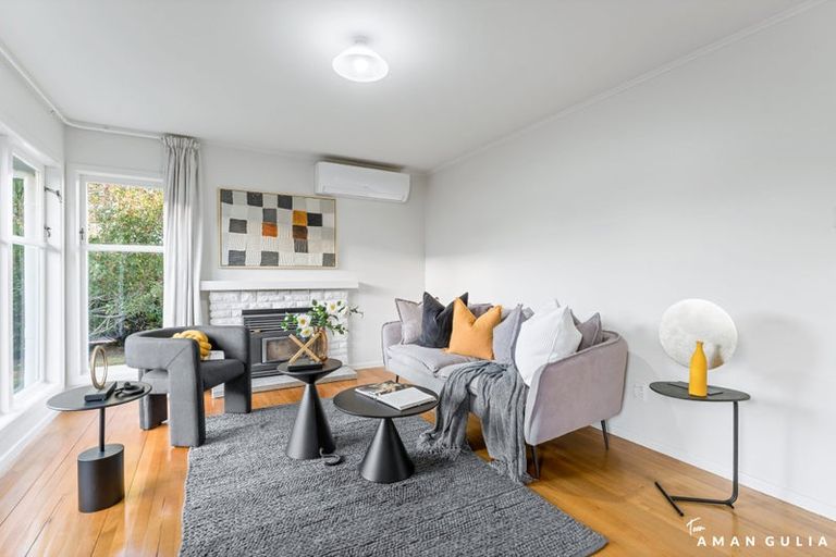 Photo of property in 18 Durham Street, Te Atatu Peninsula, Auckland, 0610