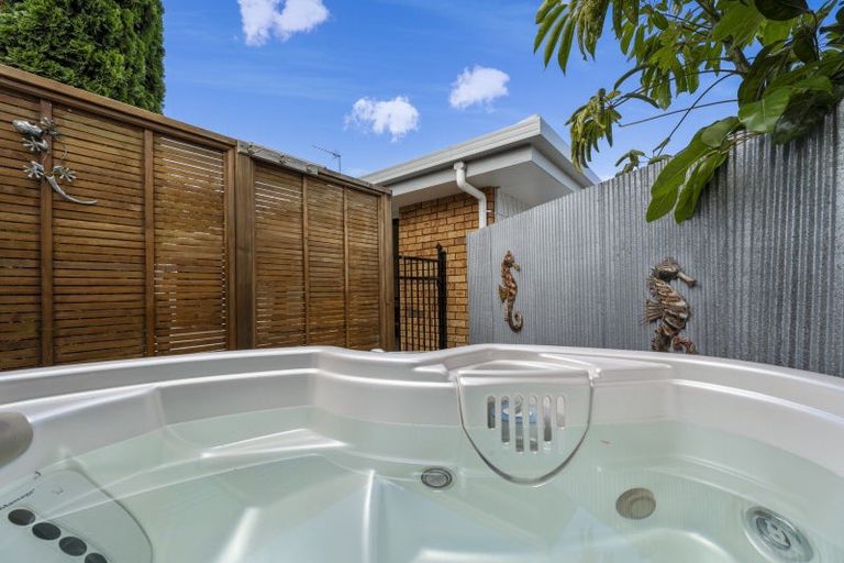 Photo of property in 19 Manuwai Drive, Matua, Tauranga, 3110