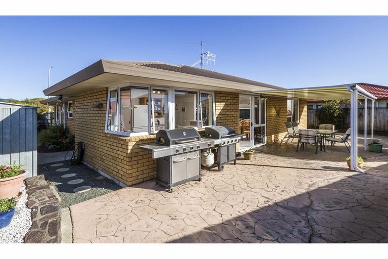 Photo of property in 24 Coleridge Place, Stoke, Nelson, 7011