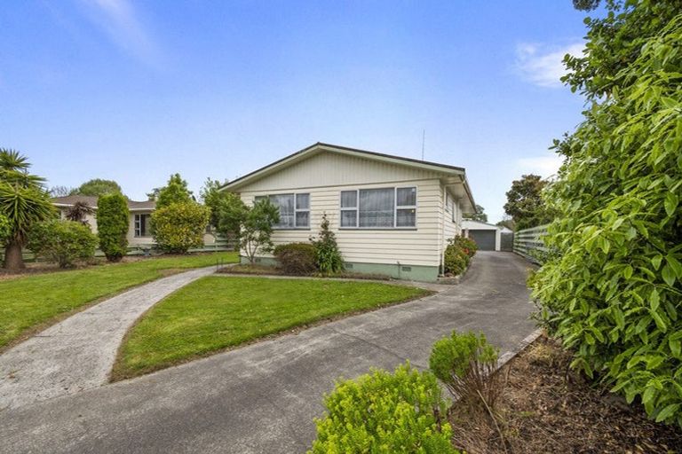 Photo of property in 36 John F Kennedy Drive, Milson, Palmerston North, 4414