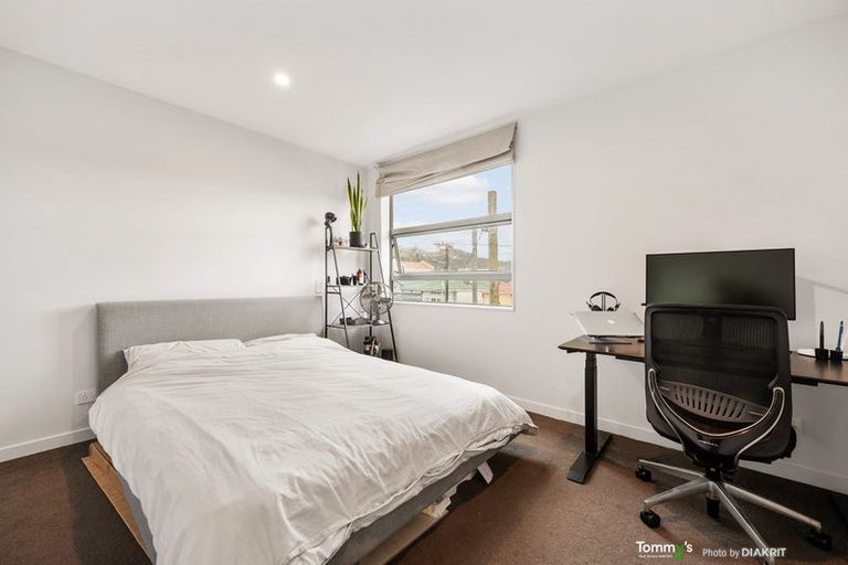 Photo of property in 10/24 Princess Terrace, Newtown, Wellington, 6021
