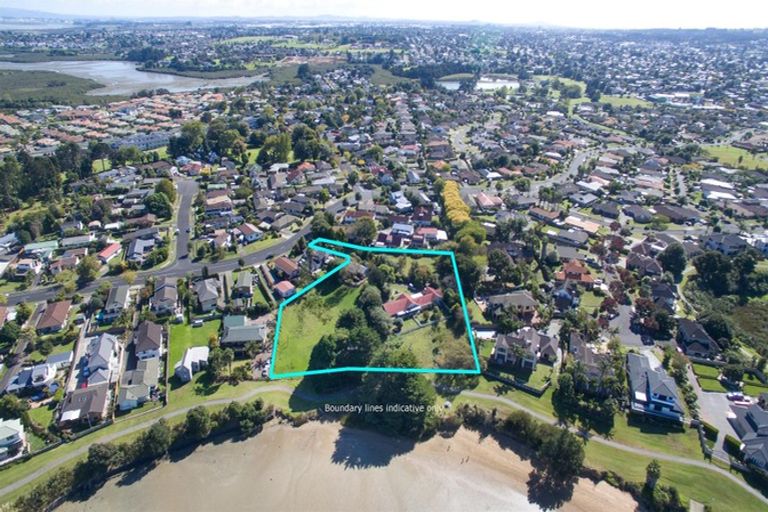 Photo of property in 14a Carnoustie Drive, Wattle Downs, Auckland, 2103