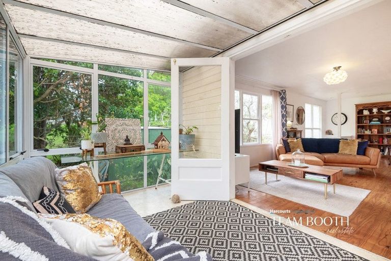 Photo of property in 2/36 Cassino Street, Bayswater, Auckland, 0622