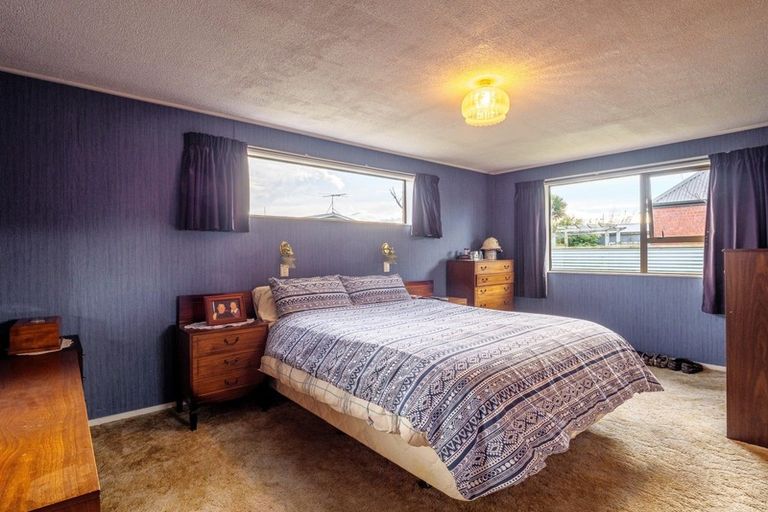 Photo of property in 74 Mackenzie Street, Winton, 9720