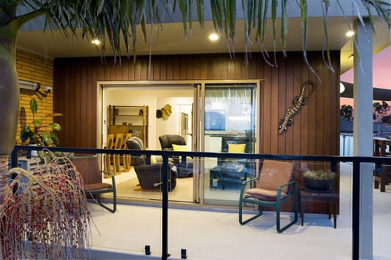 Photo of property in 180 Royal Road, Massey, Auckland, 0614