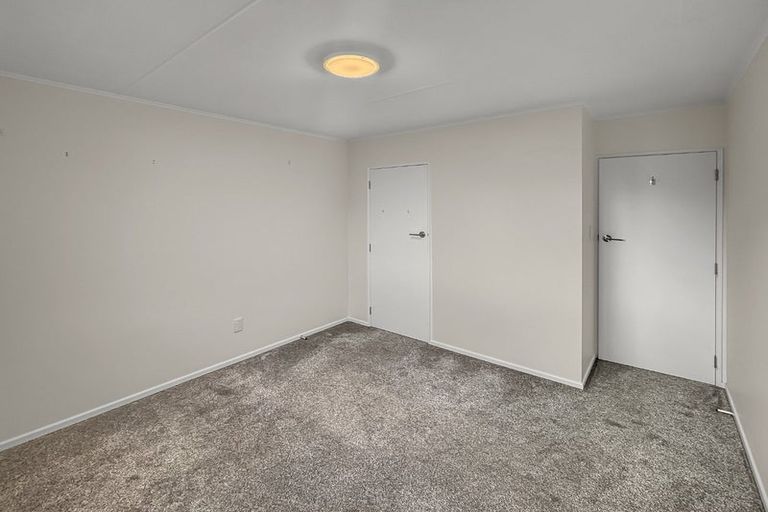 Photo of property in 12 Argyle Street, Kew, Invercargill, 9812
