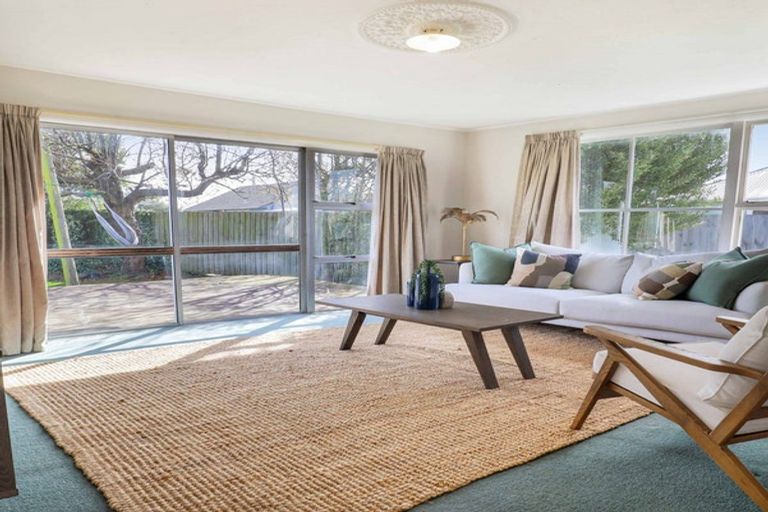 Photo of property in 6 Keri Place, Hei Hei, Christchurch, 8042