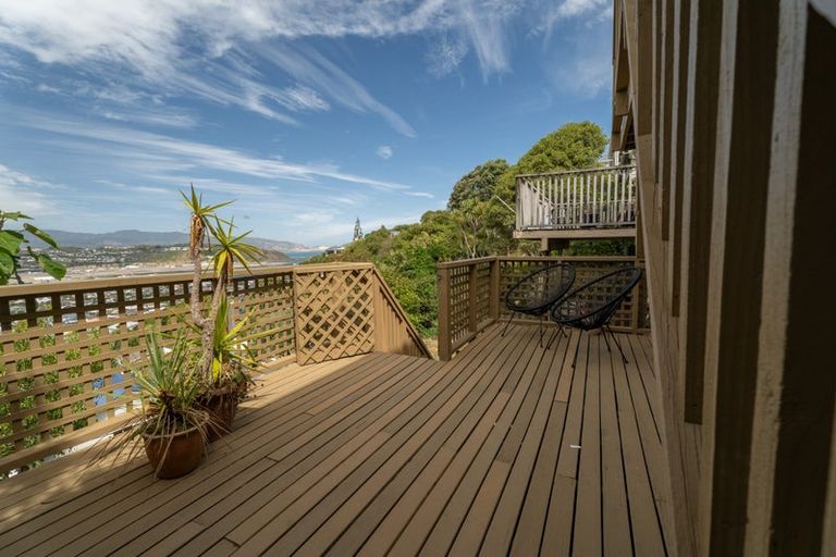 Photo of property in 59 Sutherland Road, Melrose, Wellington, 6023