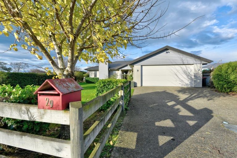 Photo of property in 29 Manse Street, Edendale, 9825