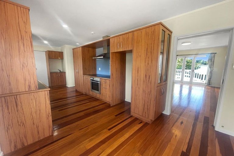Photo of property in 29 Judkins Crescent, Cockle Bay, Auckland, 2014